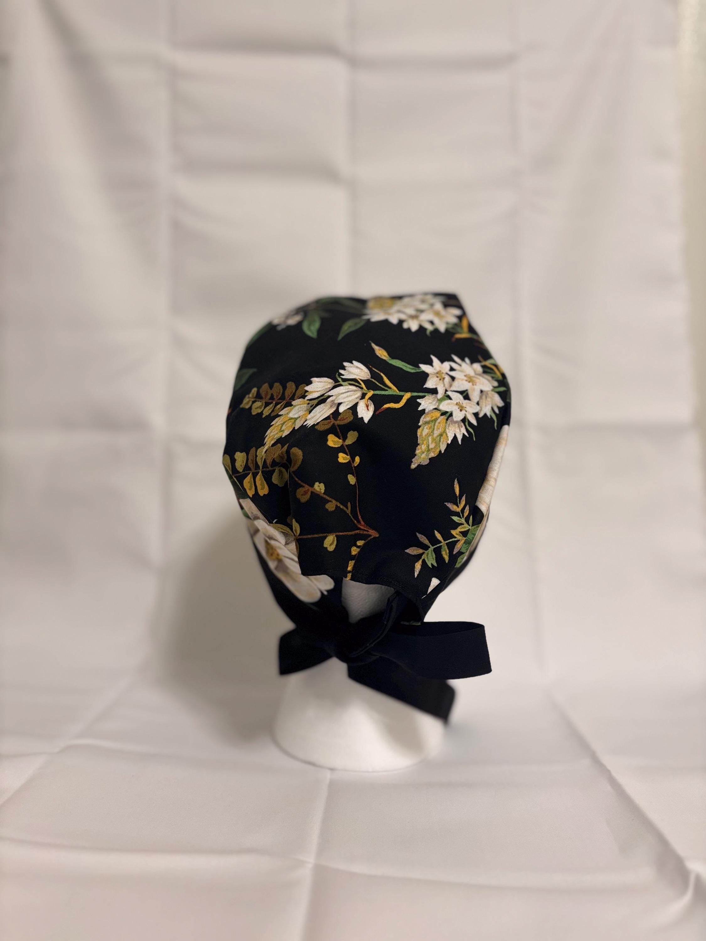 Black & White Floral Scrub Cap | Scrub Caps